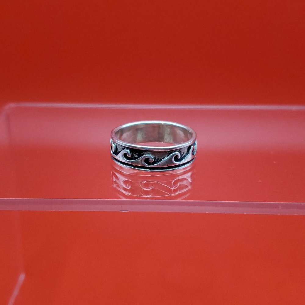 Size 10.25 925 Sterling Silver Heavily Tarnished Worn Ocean Waves Ring